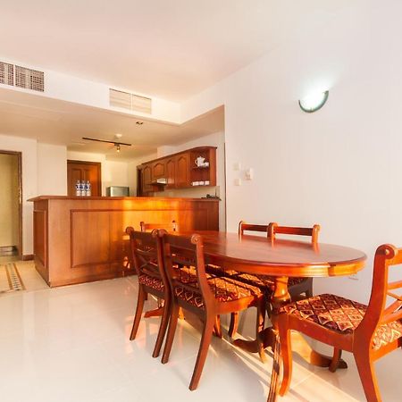 Crescat Residencies Apartment Kolombo Bagian luar foto