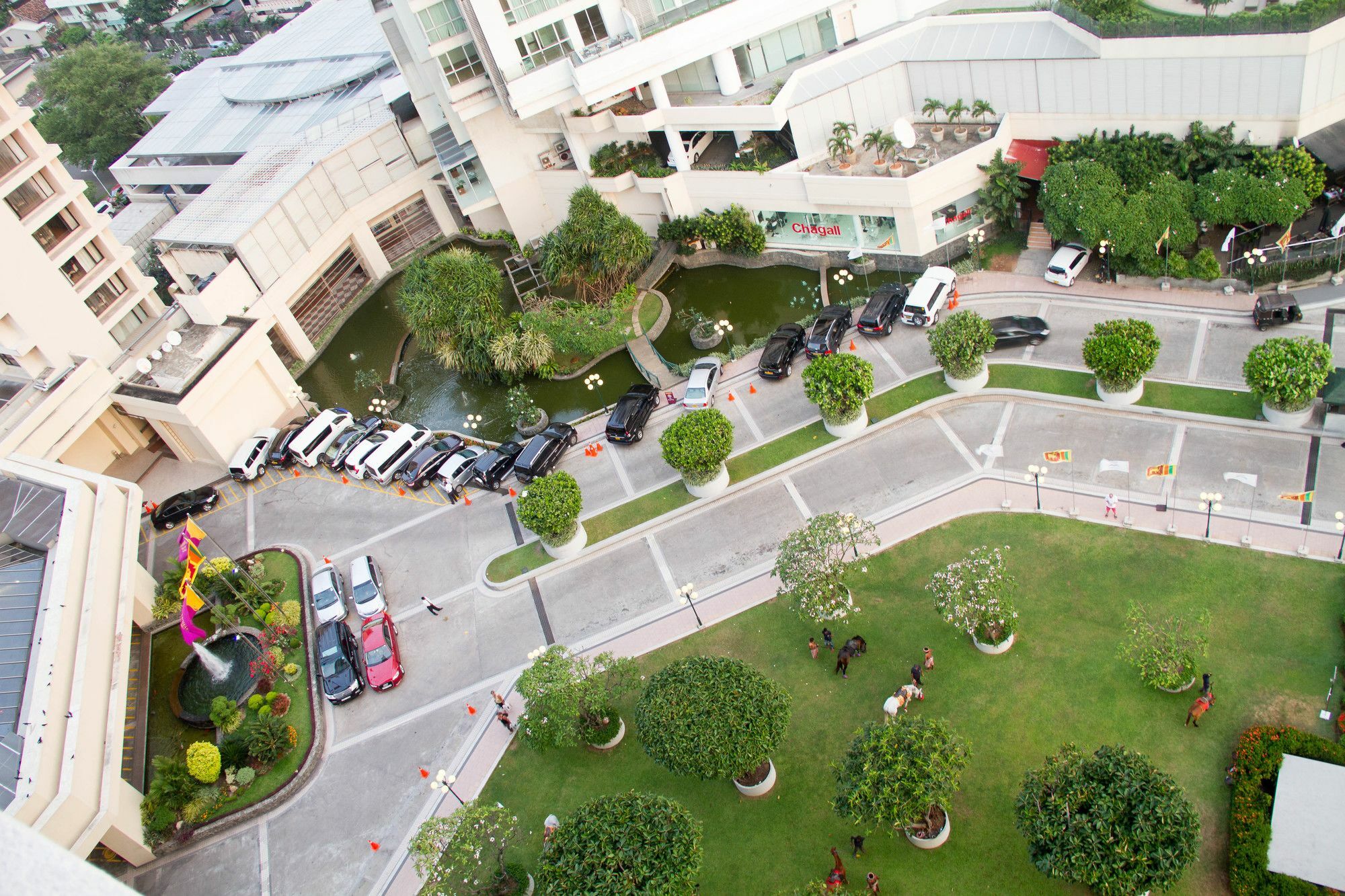 Crescat Residencies Apartment Kolombo Bagian luar foto