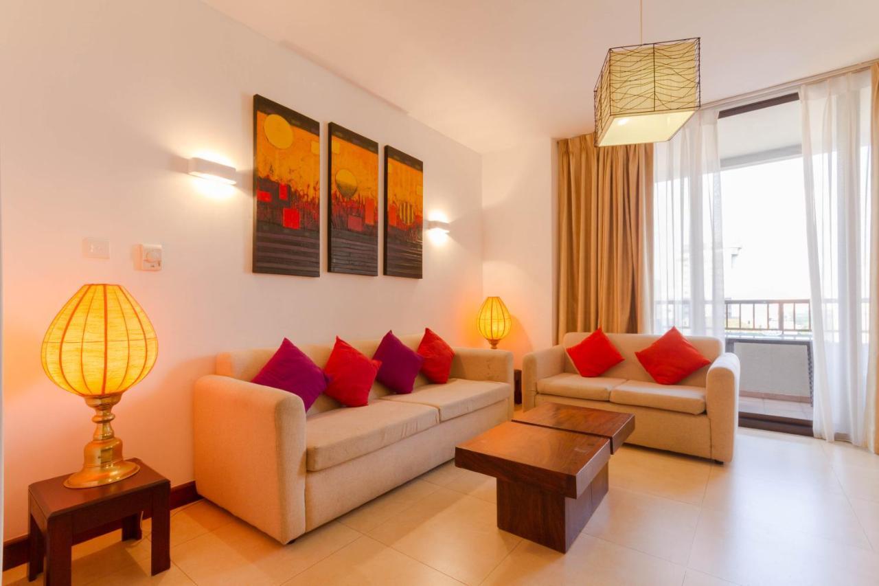 Crescat Residencies Apartment Kolombo Bagian luar foto
